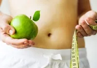 Как да се определи как да наддават на тегло кльощава момиче и жена