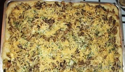 Hogyan kell főzni egy pite burgonya és gomba a sütőben a lépésről lépésre recept és fotó