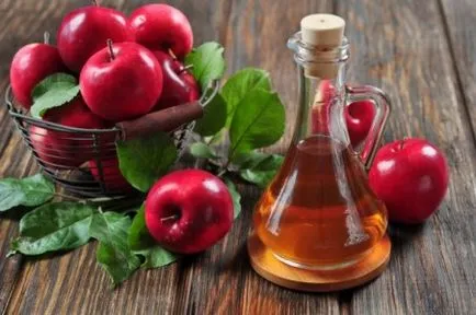 Как да се подготвите своя собствена ябълков оцет