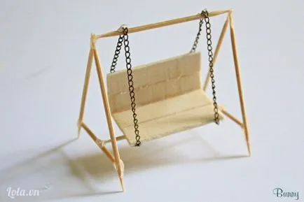 Hogyan készítsünk egy miniatűr swing saját kezét