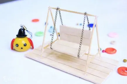 Hogyan készítsünk egy miniatűr swing saját kezét