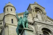 Montmartre látnivalók és szállodák Montmartre, fotó és videó