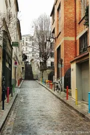 Montmartre látnivalók és szállodák Montmartre, fotó és videó