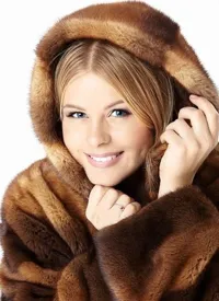 Hogyan válasszuk ki a kabát szőke és barna - Fur Fashion - proshubu, online magazin a szőrme és bundák