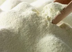 Maszkok bőr felhasználásával tejport