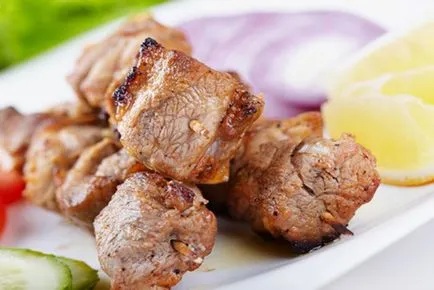 Pác shish kebab nagyon puha és szaftos marha kebab