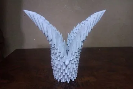 Moduláris origami - „kettős hattyú”