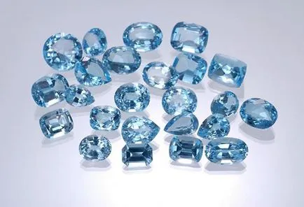 Мощен амулет Topaz