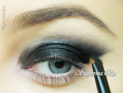 Intens-negru violet gheață smokey