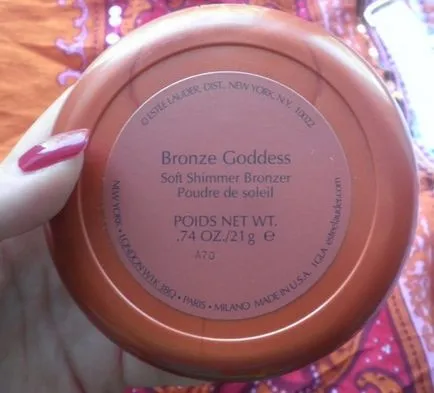 La mare, cu pulbere estee lauder - Comentarii zeiță bronz