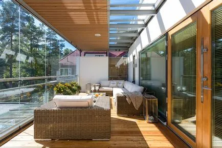 Beüvegezett veranda, funkciók üveg veranda, tornác példák üvegezés fotó