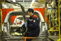 Ocuparea forței de muncă în industria de automobile