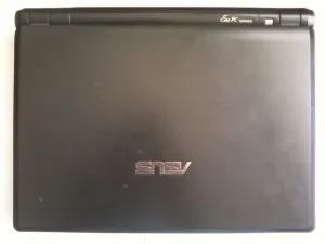 Szétszerelése laptop Asus Eee PC 900