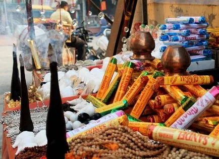 Rishikesh (India) - yoga, meditație, ashramuri, locuri de interes, independent de călătorie