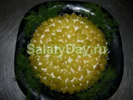 Salata Tiffany cu struguri - la orice rețetă festival cu fotografii și video
