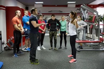 Workshop-ul ar trebui să știe că instructor de gimnastică