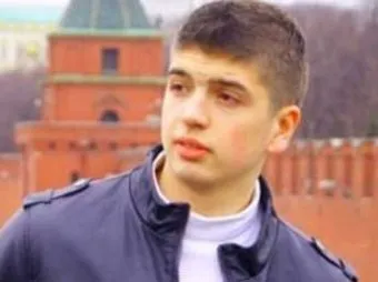 Presa a aflat cum polițist tânăr cu un pistol jefuit Agafonov Courier - Noutăți