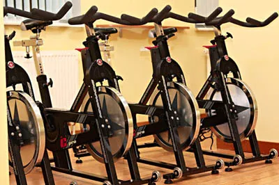 Spinning - a hatékony képzés egy szobabicikli, fitness közösségi portál fitnesz szerelmesei,