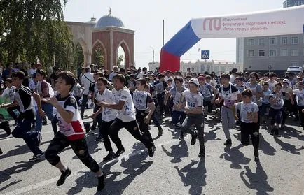 Олимпийската шампионка Елена Lashmanova ходене обратно в спорта след спиране - спорт