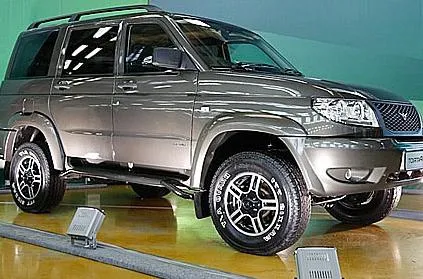 Modele UAZ Trophy si accesorii