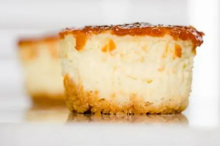 Cheesecake într-un cuptor (cu grisul, dietetice)