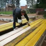 Свиване на дървени къщи от дървен материал и термини дървесина стойност