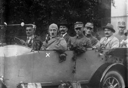 Viața lui Adolf Hitler în fotografii