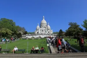 Raport privind o excursie la Paris