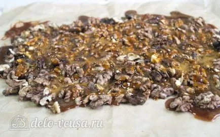 Mogyoró praliné recept egy fotó - egy lépésről lépésre főzés praliné dió