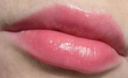 Lip Gloss clinique valahára glosswear SPF 15 (színárnyalat №14 pihenőház összetörni) - vélemények, fényképek és ár