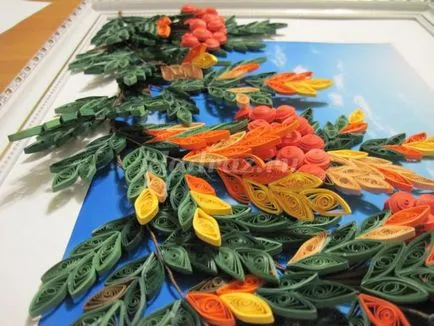 Panouri în tehnica quilling „ramură Rowan“