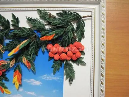 Panouri în tehnica quilling „ramură Rowan“