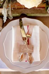 Идеи за сватбен декор прибори за хранене