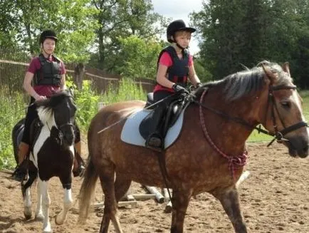 Hippoterápia lovak kezelésében tiltva gyerekek bénulás és az autizmus, vélemények
