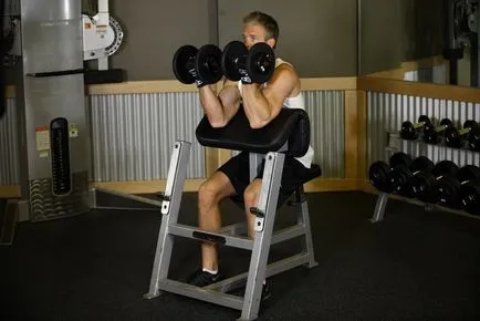 Hogyan építsünk nagy bicepsz, fitness és a testépítés