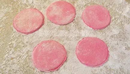 Hogyan készítsünk rózsa öntött sütemény recept lépésről lépésre fotók, minden étkezés