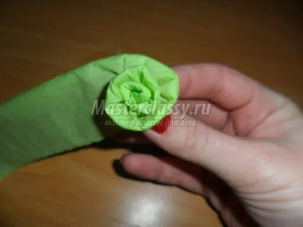 Как да си направим коледна елха от хартиени салфетки