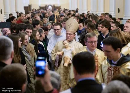 Catolic de Crăciun, atunci când și după cum sa menționat, tradiții și obiceiuri, știri