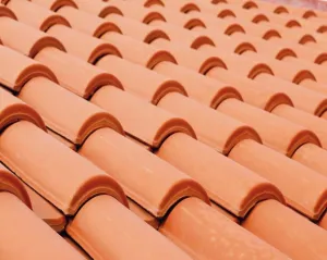 Lucrări de acoperire și de instalare a acoperișului în Ekaterinburg low-cost