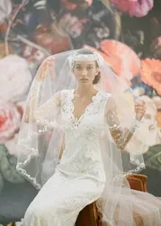 rochii de mireasa religioase Claire Pettibone