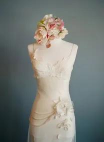 rochii de mireasa religioase Claire Pettibone