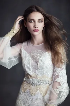 Религиозни сватбени рокли Claire Pettibone