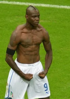 Mario Balotelli, Netlore Euro 2012, Mario Balotelli, jucător, sport, fotbal, șocante