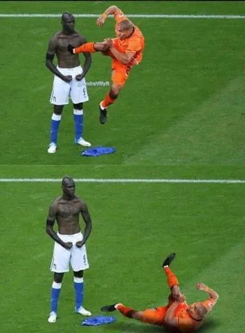 Mario Balotelli, Netlore Euro 2012, Mario Balotelli, jucător, sport, fotbal, șocante