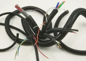 ondulate din metal pentru cabluri - descriere și editare video