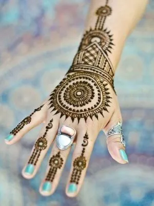 Mehendi изкуство и талисман