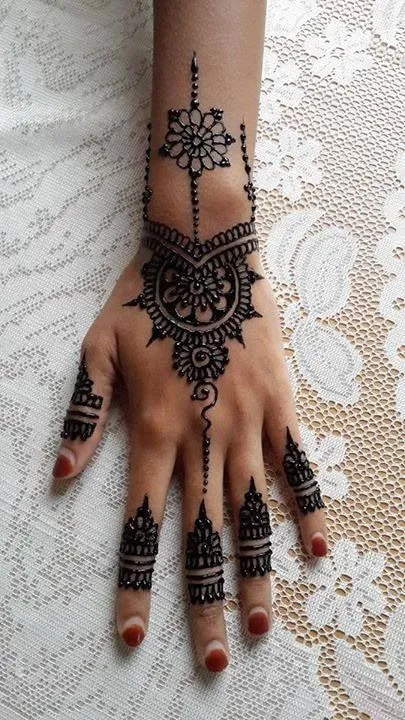 Mehendi изкуство и талисман