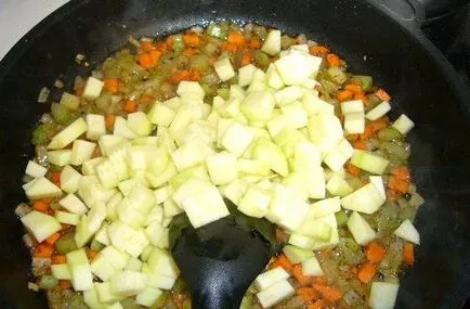 Minestrone csirkével - lépésről lépésre recept fotók