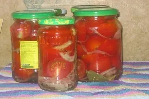 Tomate, marinate în ulei vegetal - rețete de gătit
