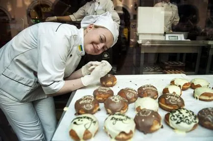 Bomboană.END_BOLDBREAKBREAKDin fericire - tradiția cele mai delicioase poloneze, arta